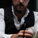 Синтетическое объединение игровых форматов в современном казино