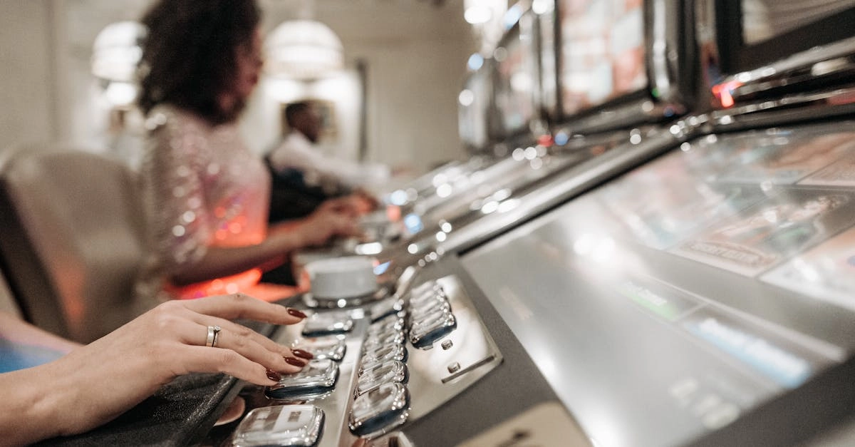 Синтез игровых технологий в современных слот-играх